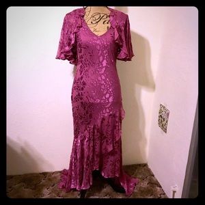 NWOT🌷2 Piece Silk Bead Asymmetrical Ruffle Dress